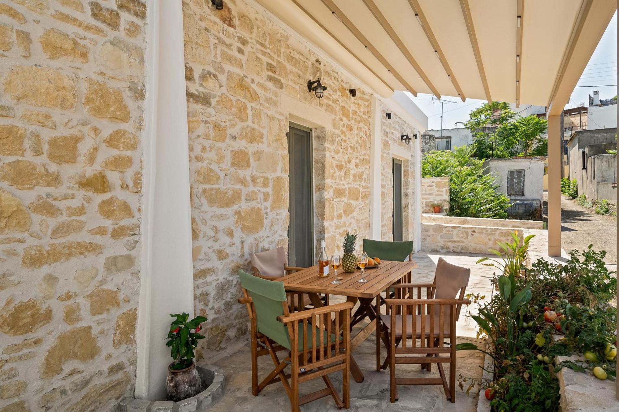 Papadia Luxury Apartments Pitsidia Buitenkant foto