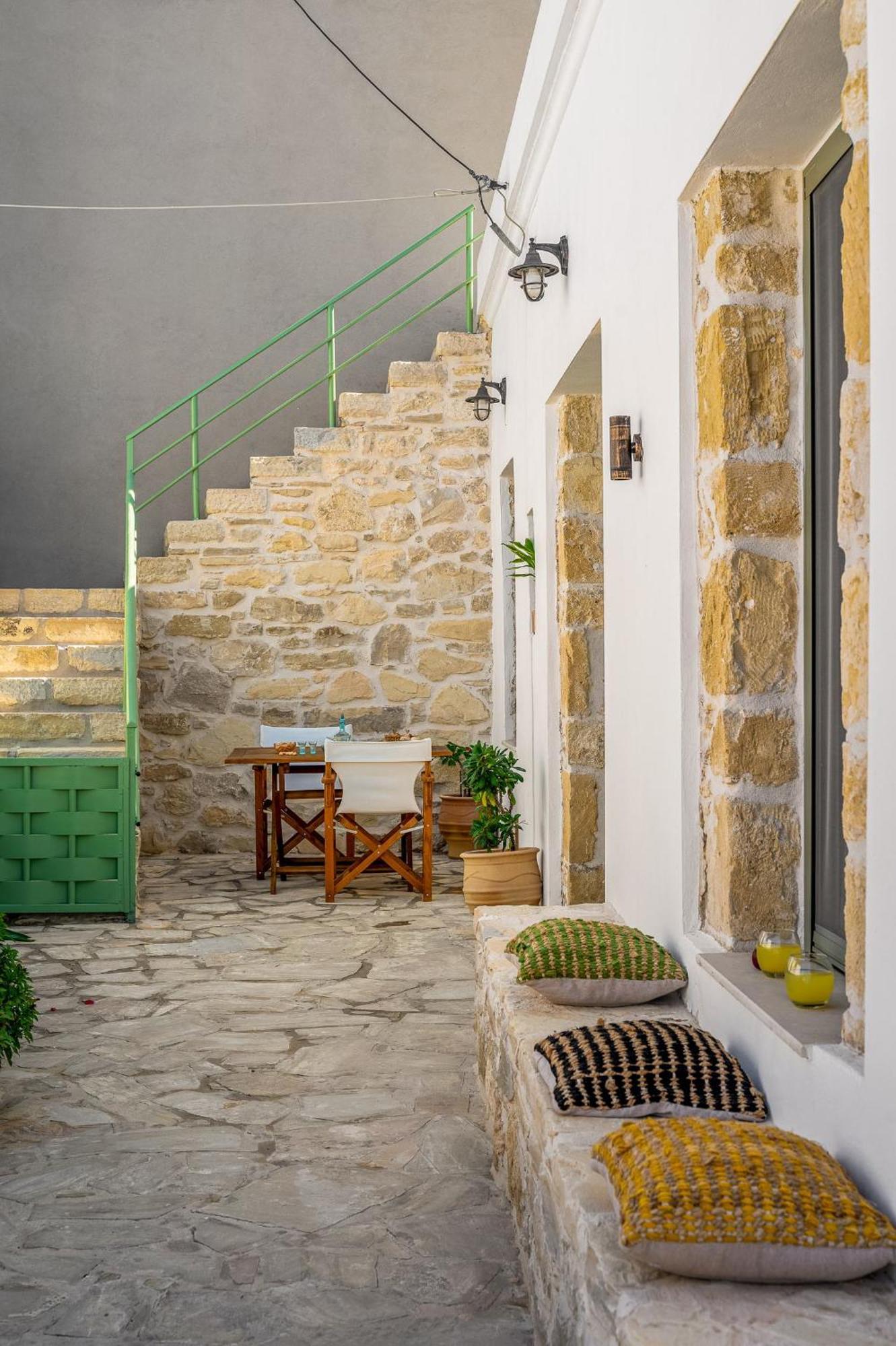 Papadia Luxury Apartments Pitsidia Buitenkant foto