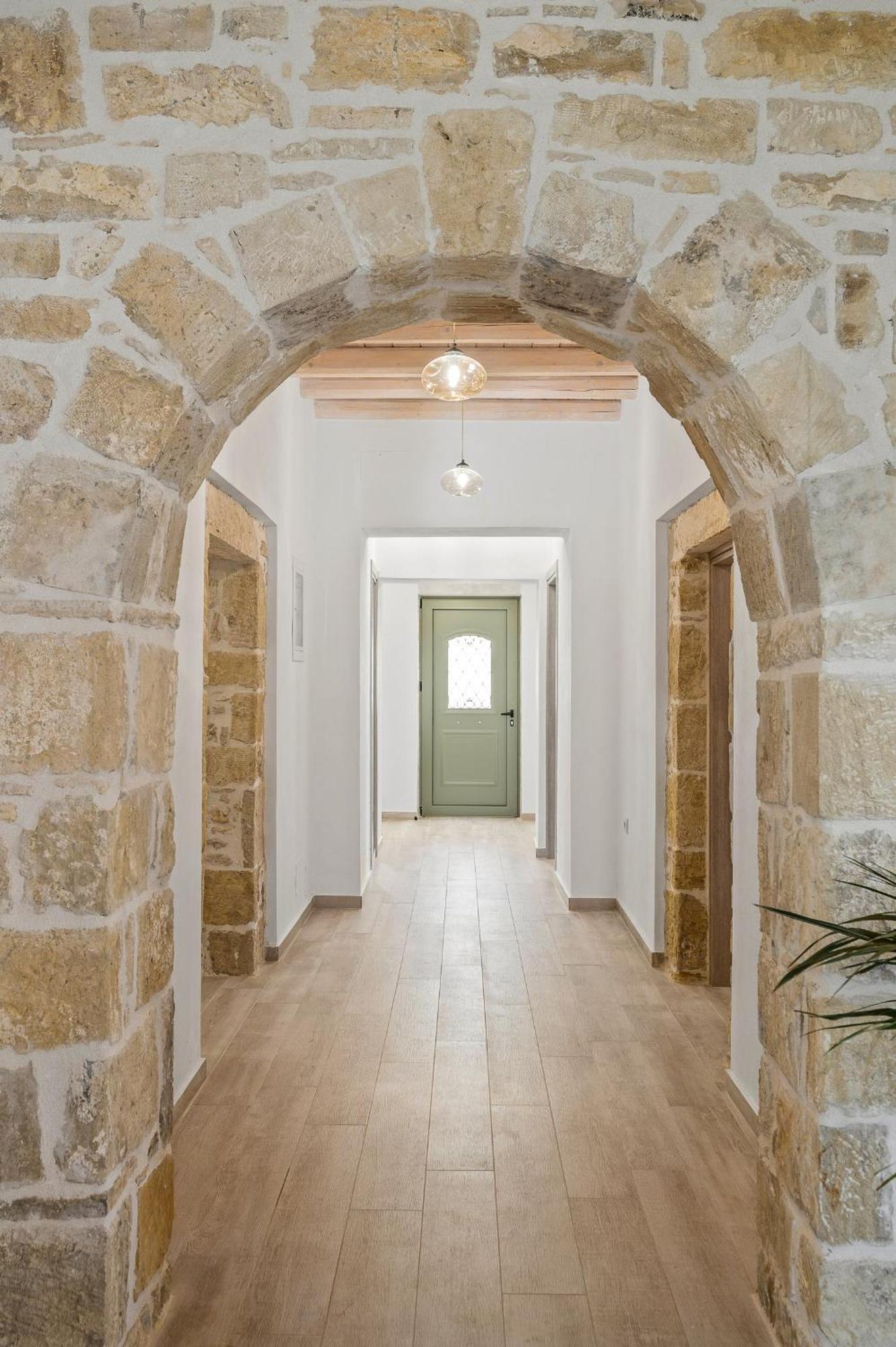 Papadia Luxury Apartments Pitsidia Buitenkant foto